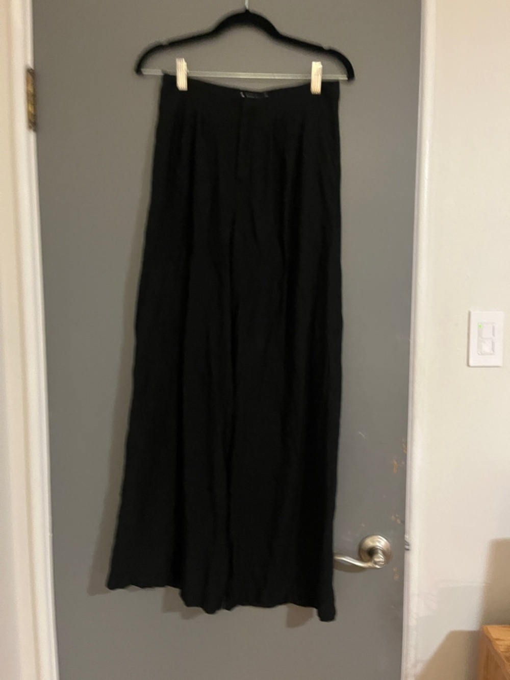 Do + be light flowy black trousers - Picture 2 of 4